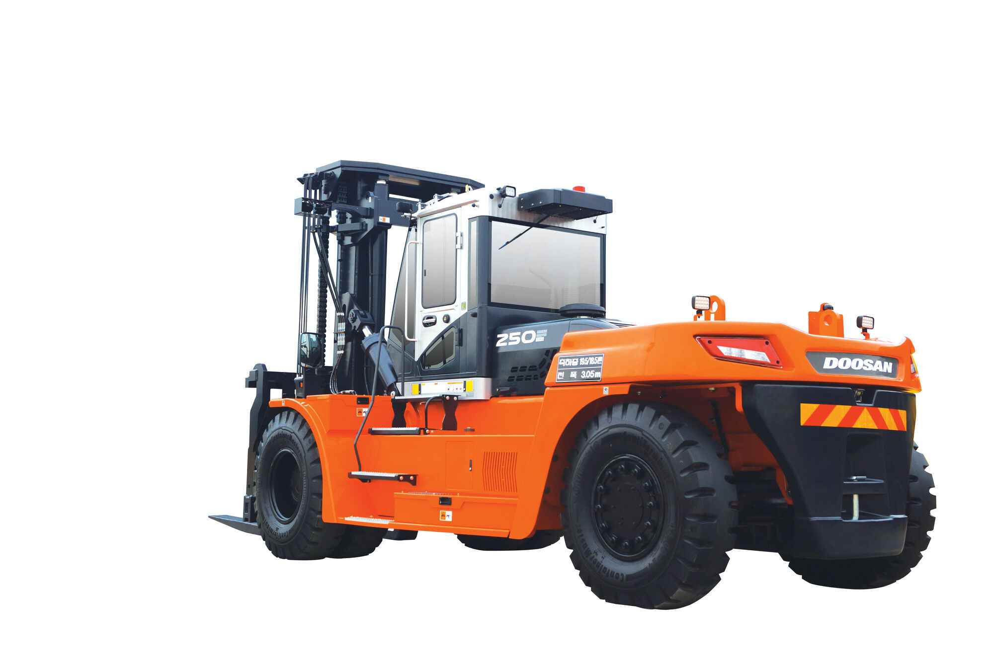 Дизельный погрузчик Doosan DV250S-7