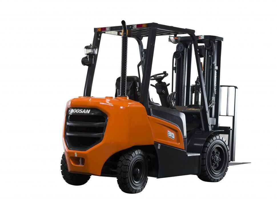 Дизельный погрузчик Doosan D35NXP